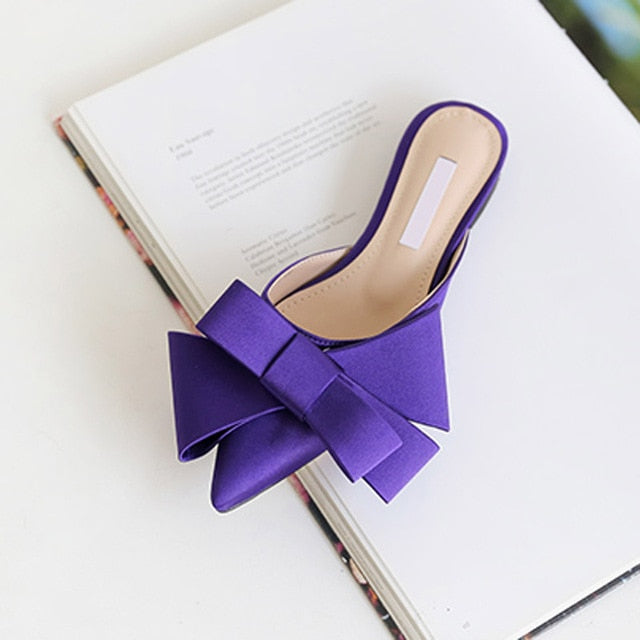 Satin flat heel shoes